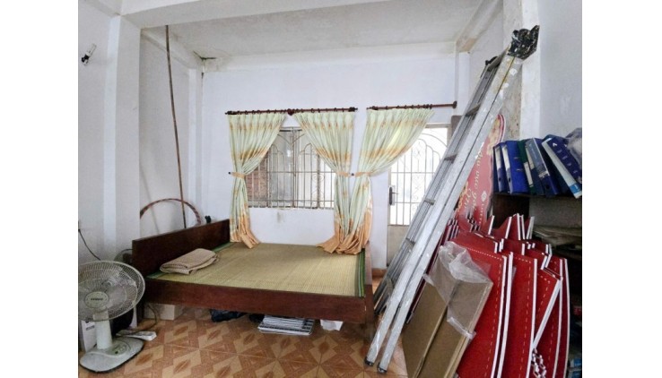 Bán Gấp Nhà HXH Nguyễn Xí, 3 Tầng 3 P.Ngủ Gần Vincom Nhỉnh 7 Tỉ